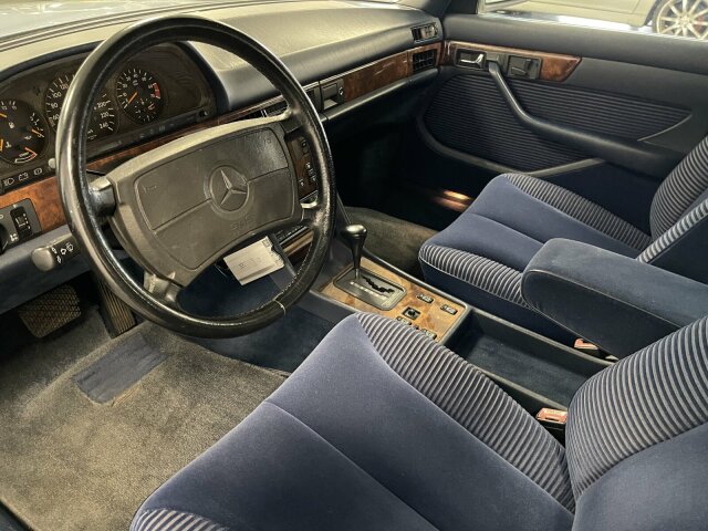 Mercedes-Benz 420