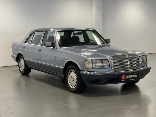 Mercedes-Benz 420