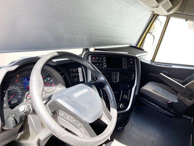 IVECO-MAGIRUS Stralis