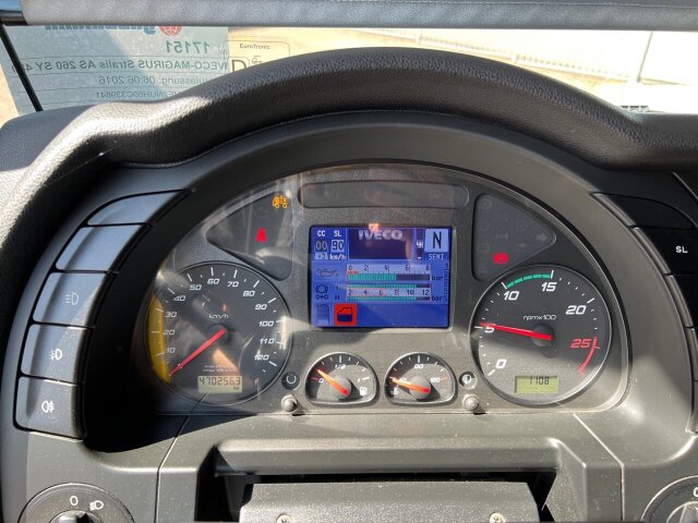 IVECO-MAGIRUS Stralis