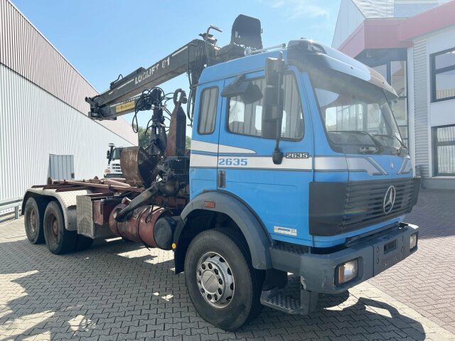 DAIMLER-BENZ -