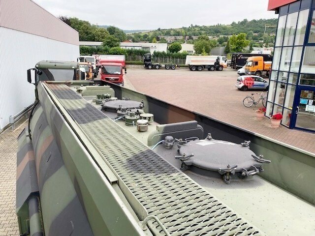 IVECO-MAGIRUS Trakker