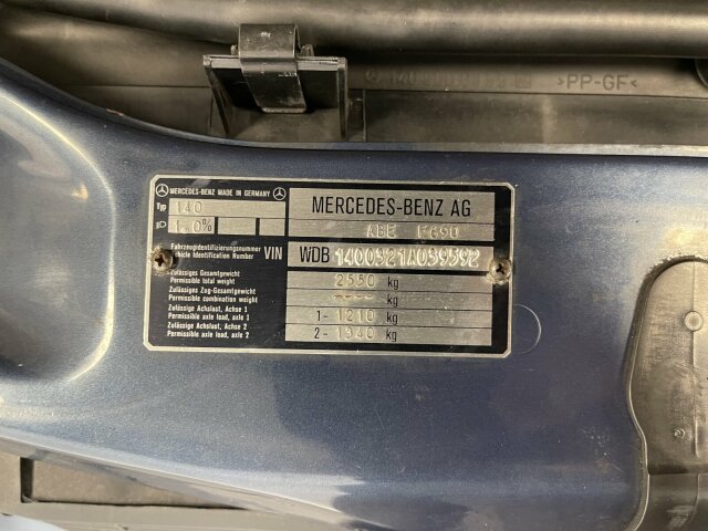 Mercedes-Benz S 320