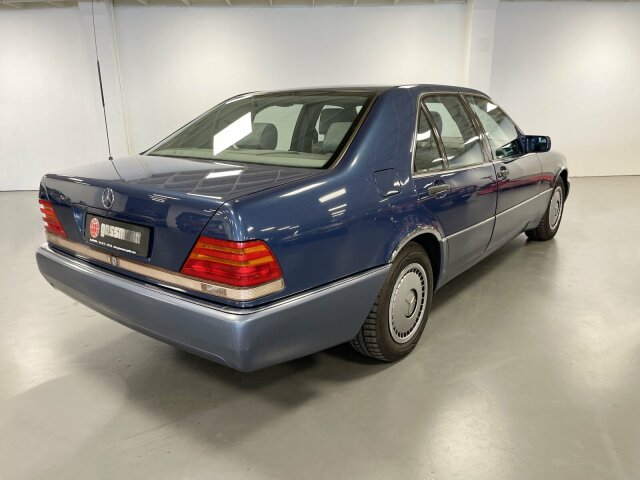 Mercedes-Benz S 320