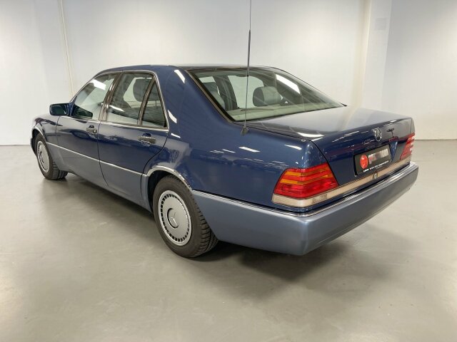 Mercedes-Benz S 320