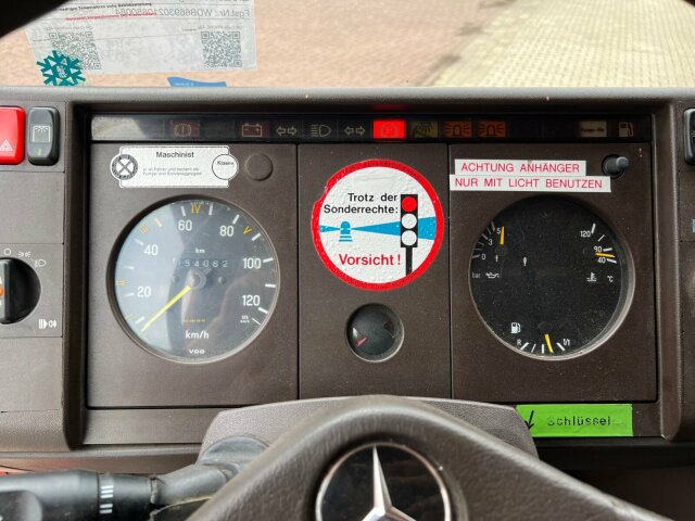 Mercedes-Benz -