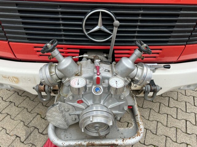 Mercedes-Benz -