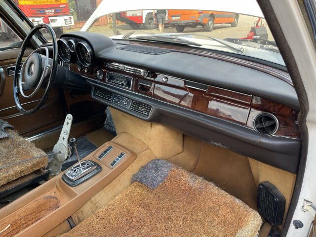 MERCEDES-BENZ 300