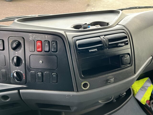 Mercedes-Benz Atego