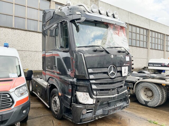 DAIMLER-BENZ Actros
