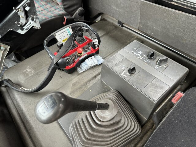Mercedes-Benz -