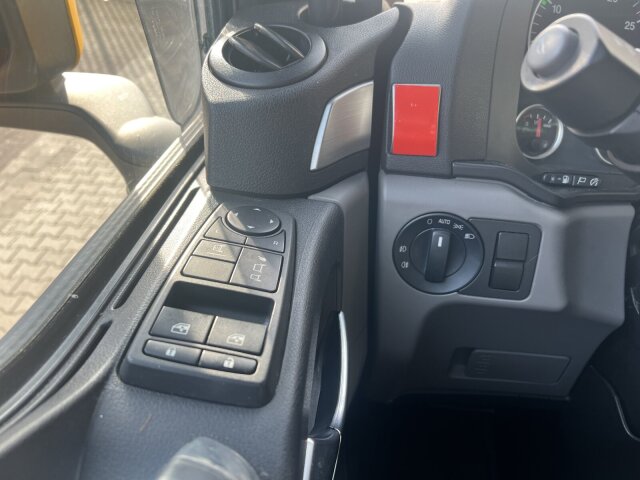 MAN TGX