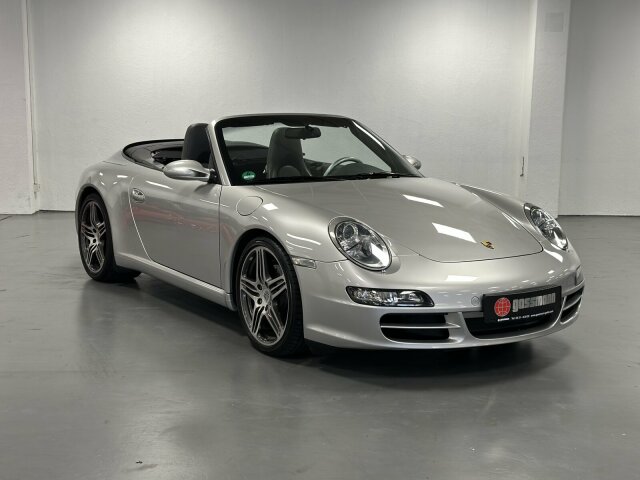 PORSCHE 997