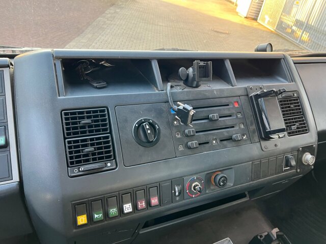 MAN L2000