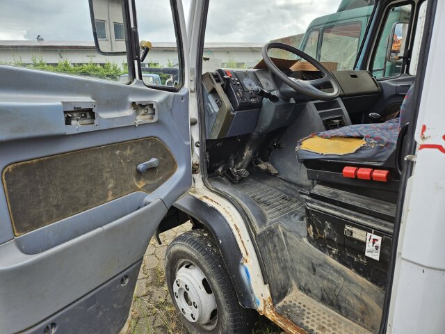 Mercedes-Benz Vario
