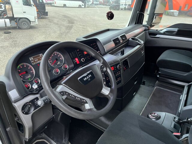 MAN TGX
