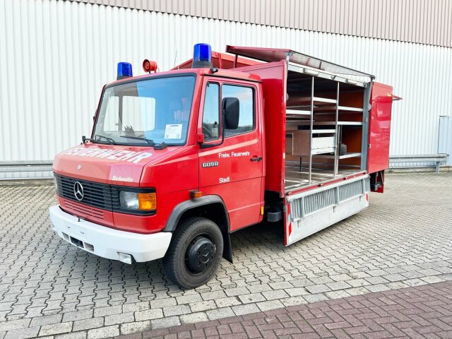 Mercedes-Benz609 D 4x2, Feuerwehr Gerätewagen