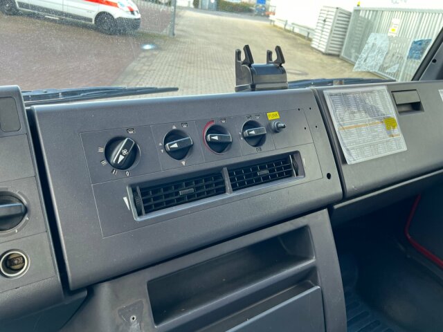 Mercedes-Benz -