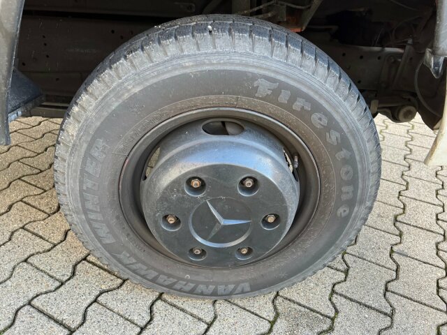 Mercedes-Benz -