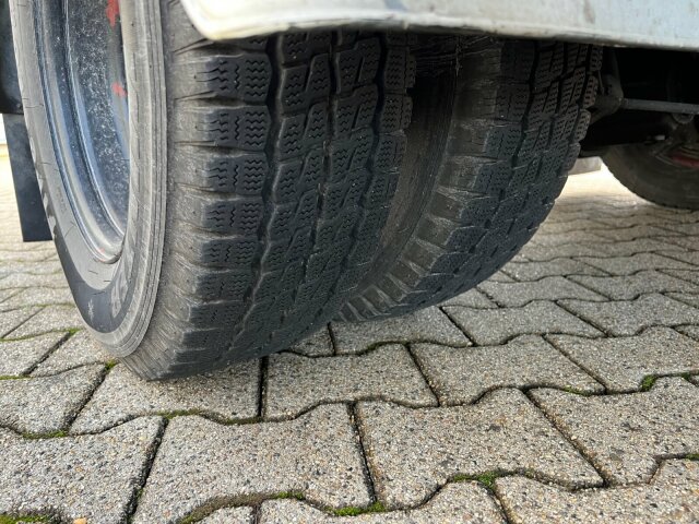 Mercedes-Benz -