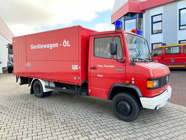 Mercedes-Benz -