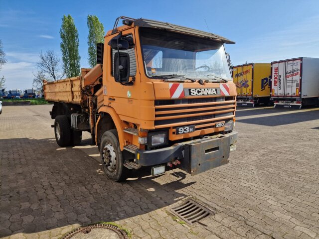 Scania 93H