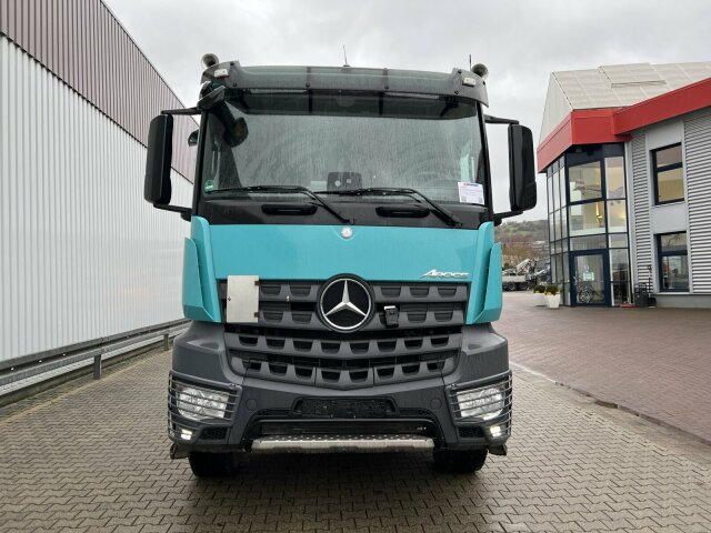 Mercedes-Benz -