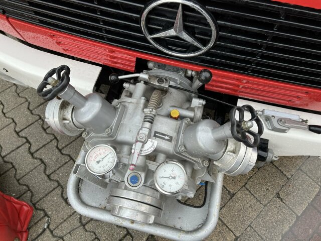 Mercedes-Benz -