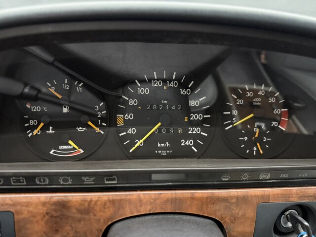 Mercedes-Benz 420