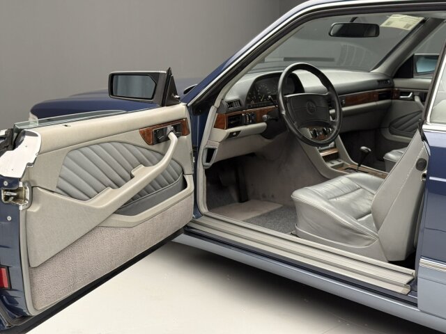 Mercedes-Benz 420