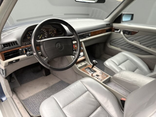 Mercedes-Benz 420