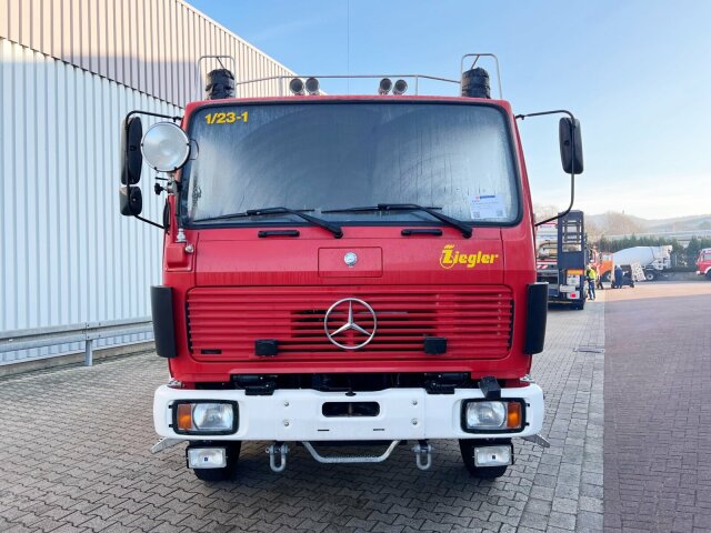 DAIMLER-BENZ -
