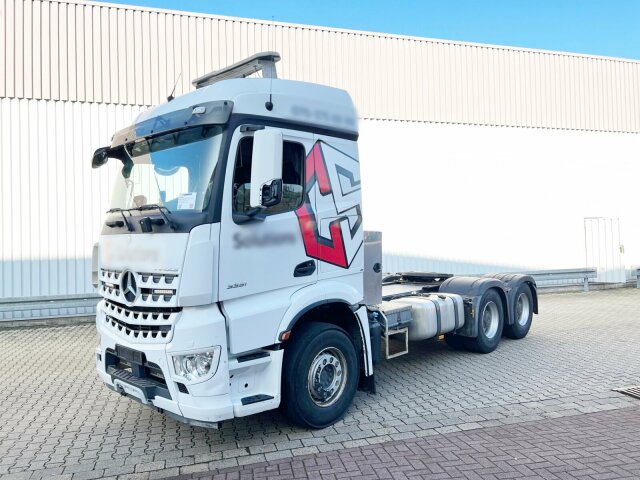 Mercedes-BenzArocs 3351 LS 6x4, StreamSpace, Bi-Xenon, Hydraulik
