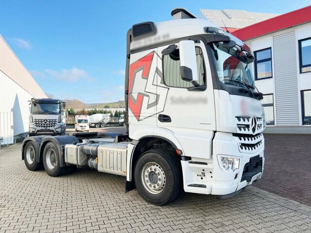 Mercedes-Benz Arocs