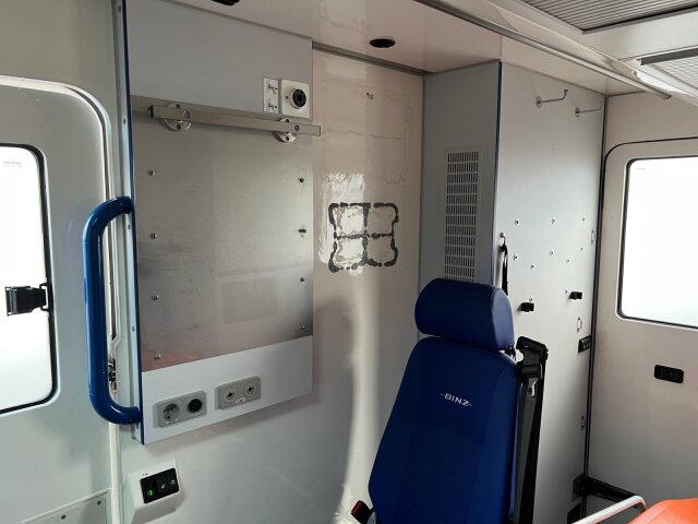 DAIMLER-BENZ Sprinter
