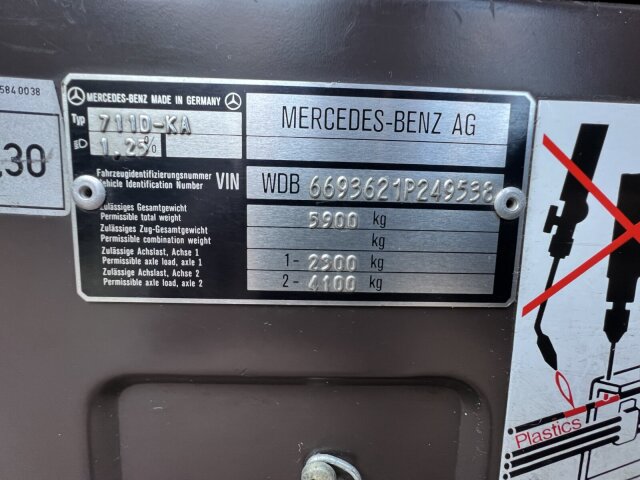 Mercedes-Benz -