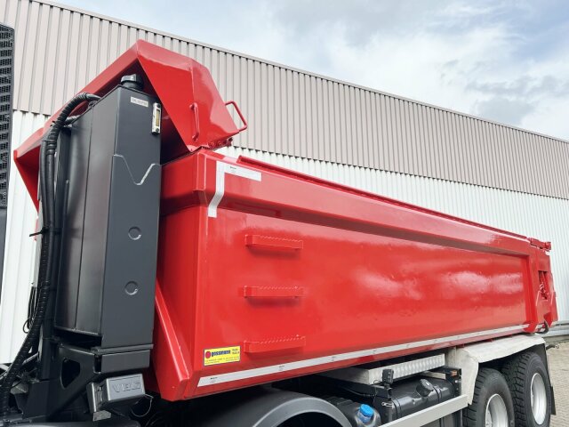 Iveco Trakker