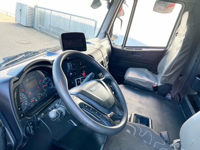 Iveco Trakker