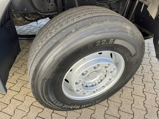 Iveco Trakker