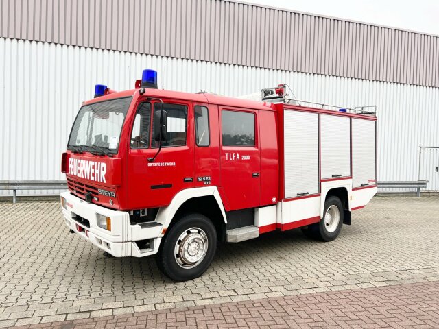 Steyr12S23 4x4 Feuerwehr Doka, TLFA 2000