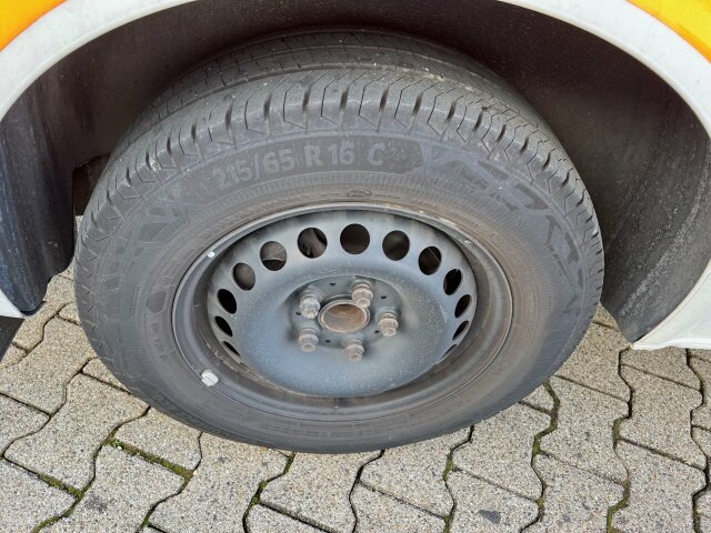 Volkswagen .