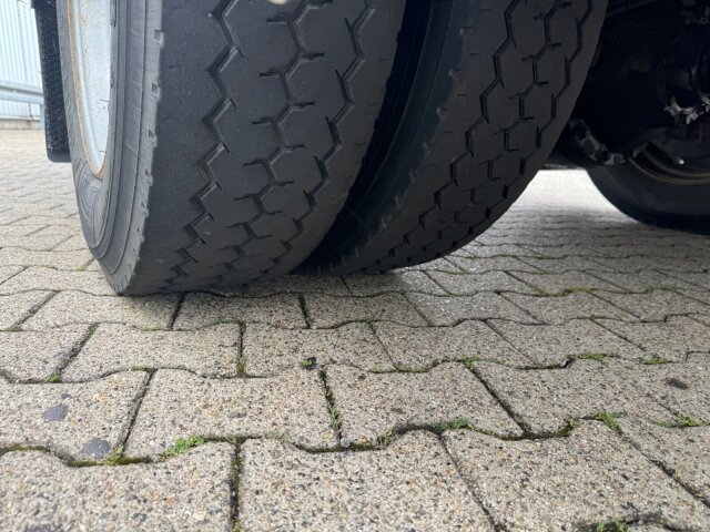 MAN M2000
