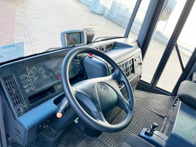 Mercedes-Benz -