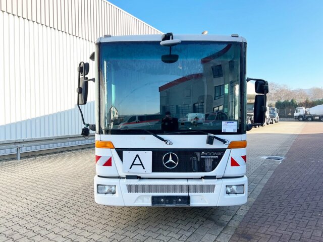 Mercedes-Benz -