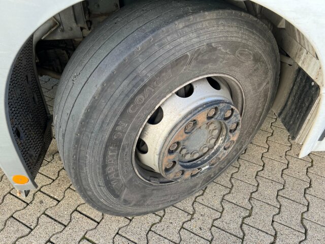 Mercedes-Benz -