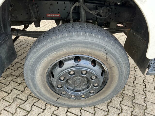 Mercedes-Benz -