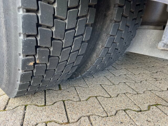 Mercedes-Benz -