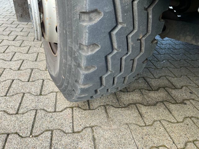 Mercedes-Benz -