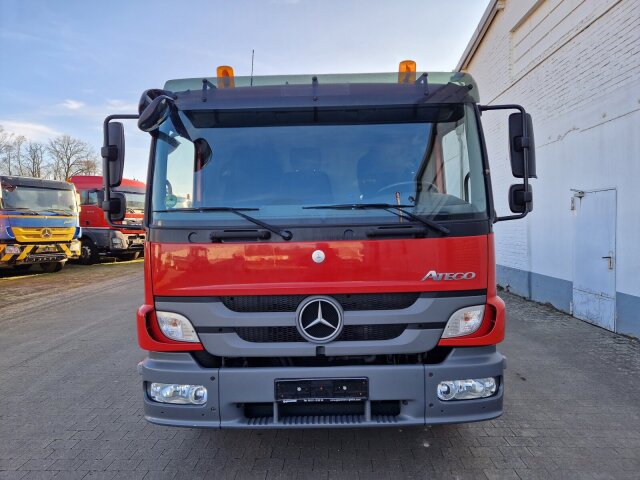 Mercedes-Benz -