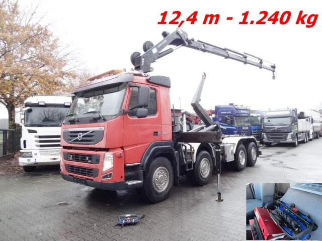VolvoFM 460 8x2-6, Kran HMF 2020-K4, Funk, Lenk-/Liftachse